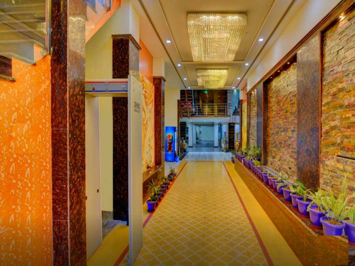 The Grand Uddhav Hotel Nova Deli Exterior foto